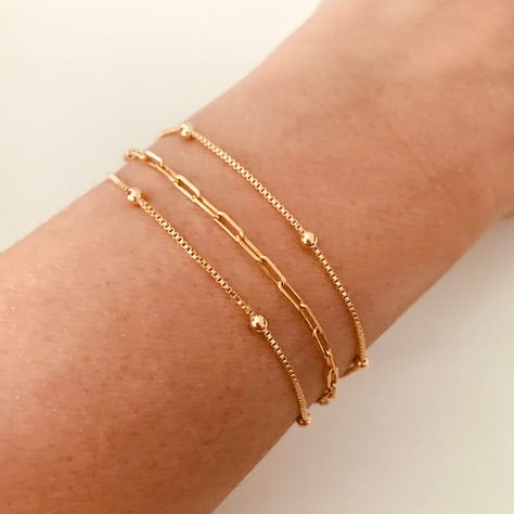 Simple Gold Jewelry Set, Gold Dainty Bracelet, Stacked Gold Bracelets, Dainty Gold Bracelet Stack, Permanent Bracelet Jewelry, Cute Gold Bracelets Simple, Cute Gold Bracelets, Dainty Bracelets Gold, Everyday Gold Bracelet