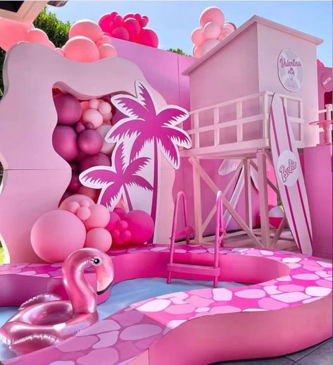 Barbie Beach House, Barbie Pool, Barbie Pool Party, Life Size Barbie, Beach Barbie, Barbie Malibu, Barbie Event, Barbie Party Decorations, Barbie Theme Party