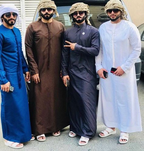 Jubah Dress For Men, Jhubba Designs For Men Arabic, Jhubba Designs For Men Dubai, Arabic Jubba Design For Men, Jubbah Men Fashion Dubai, Jhubba Designs For Men, Jubbah Men Fashion, Jubba Design For Men, Jalabia For Men