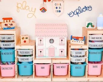 Playroom Organization Storage, Trofast Toy Storage, Small Playroom Organization, Small Playroom, Ikea Trofast, Storage Labels, Kids Playroom Decor, Storage Kids Room, Ikea Kallax