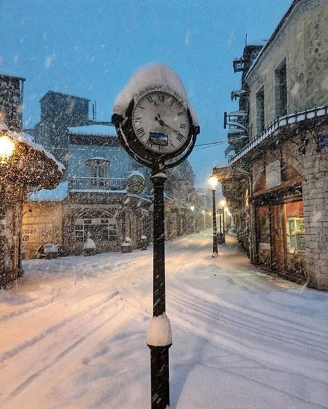 Winter Destinations, Christmas Town, Mountain Village, Winter Beauty, Snow Scenes, Snowy Day, Winter Wonder, Thessaloniki, Greece Travel