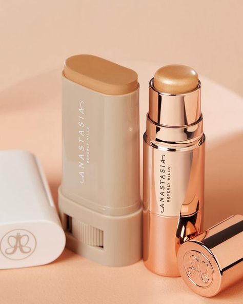 Anastasia Makeup, Dream Makeup, Stick Highlighter, Summer 2025, Beauty Balm, Glowing Complexion, Makeup Obsession, Beauty Bar