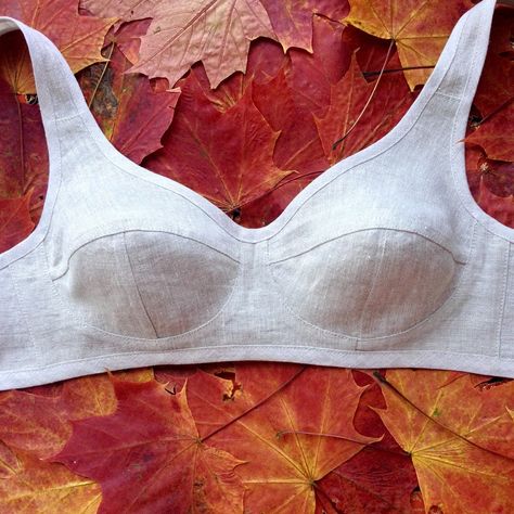 Linen Bra, Linen Bralette, Plus Size Bralette, Handmade Bra, Moda Academia, Bra Sewing Pattern, Bralette Pattern, Old Bras, Diy Bra