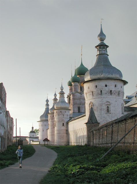 Slavic Aesthetic, Europe Architecture, Russian Architecture, European Architecture, Church Architecture, Architecture Plan, Elba, Eastern Europe, Travel Stories