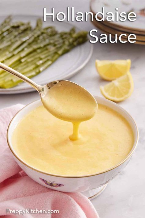 If you love eggs benedict and have 10 minutes to spare, you need to add this easy hollandaise sauce recipe to your repertoire! This tangy, rich, and creamy sauce comes together with just a few pantry staples and minimal effort. Hollandaise Sauce Recipe, Hollandaise Recipe, Easy Hollandaise, Easy Hollandaise Sauce, Homemade Hollandaise Sauce, Recipe For Hollandaise Sauce, Easy Thanksgiving Recipes, Hollandaise Sauce, Summer Recipes Dinner