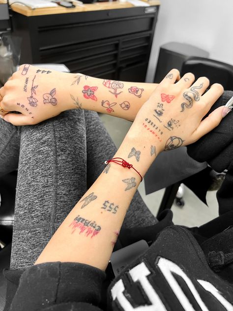 1 Inch Tattoos, Pine Tattoo, Watercolor Tattoo Ideas, Art Flash, M Tattoos, Hand And Finger Tattoos, Pretty Hand Tattoos, Cool Chest Tattoos, Stylist Tattoos