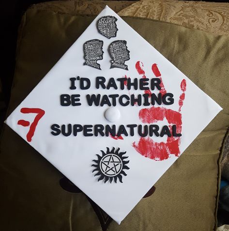 My Supernatural graduation cap as the Class of 2018 ❤ #graduationcap #Supernatural Credit to the person who created the little heads with the sayings. It definitely pulls it all together! Supernatural Graduation Cap Ideas, Supernatural Graduation Cap, College Caps, High School Graduation Quotes, Creative Graduation Caps, Graduation Box, Graduation Cap Ideas, Graduation Hats, Graduation Cap Decoration Diy