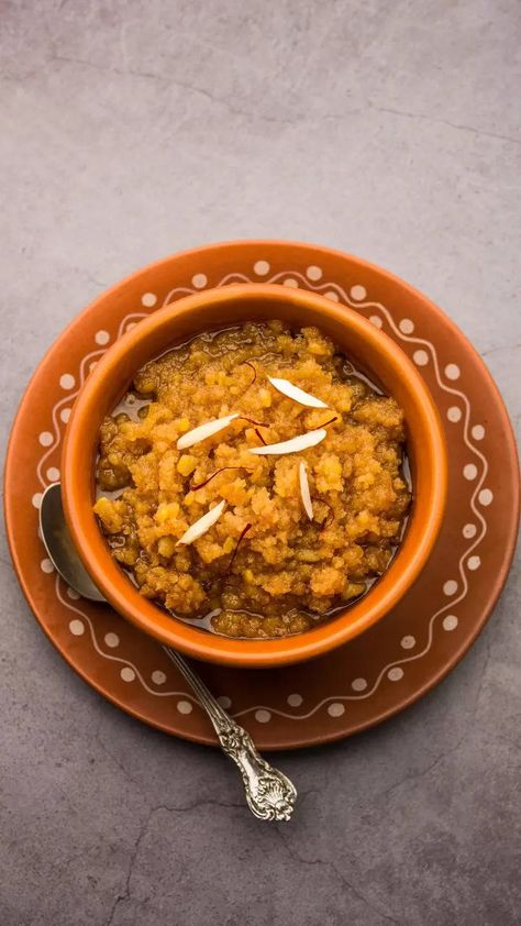 How to make the perfect Besan Halwa at home Besan Halwa Recipe, Sohan Halwa, Halwa Recipe, Non Stick Pan, Ghee, Super Easy, Packaging Design, At Home, Dessert