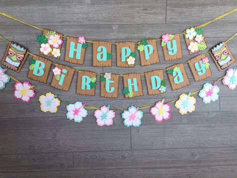 Luau Birthday Banner, Luau Party Ideas Decorations Diy, Moana Theme Birthday, Tropical Theme Party, Aloha Party, 20th Birthday Party, Luau Birthday Party, Hawaiian Birthday Party, Moana Birthday Party