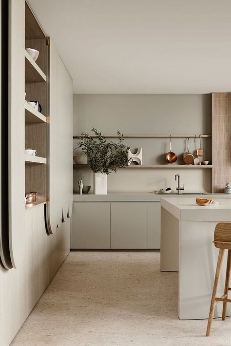 Neutral Kitchen, Minimalist Kitchen Design, Kitchen Design Trends, Kitchen Room Design, Kitchen Inspiration Design, Decor Minimalist, Minimalist Kitchen, Kitchen Colors, Contemporary Kitchen