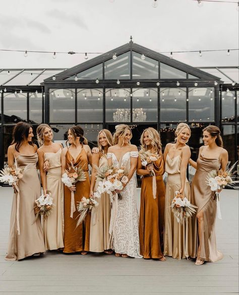 Neutral Bridesmaid Dresses, Fall Bridesmaids, Fall Bridesmaid Dresses, Gold Bridesmaid Dresses, Fame And Partners, Party Attire, Brown Wedding, E Photo, Bridesmaid Dress Colors