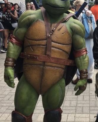 Mutant Ninja Turtles Costume, Tmnt Costume, Teenage Mutant Ninja Turtles Costume, Ninja Turtles Costume, Costume Aesthetic, Realistic Costumes, Suit Cosplay, Suit Pin, Animal Jokes