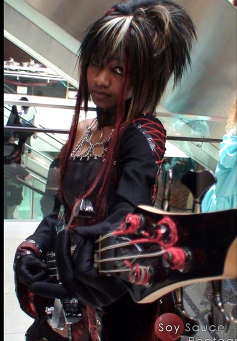 Alternative Subcultures, Kei Fashion, Hair Clothes, Hair Reference, J Fashion, Gyaru, Visual Kei, Look Cool, Alternative Fashion