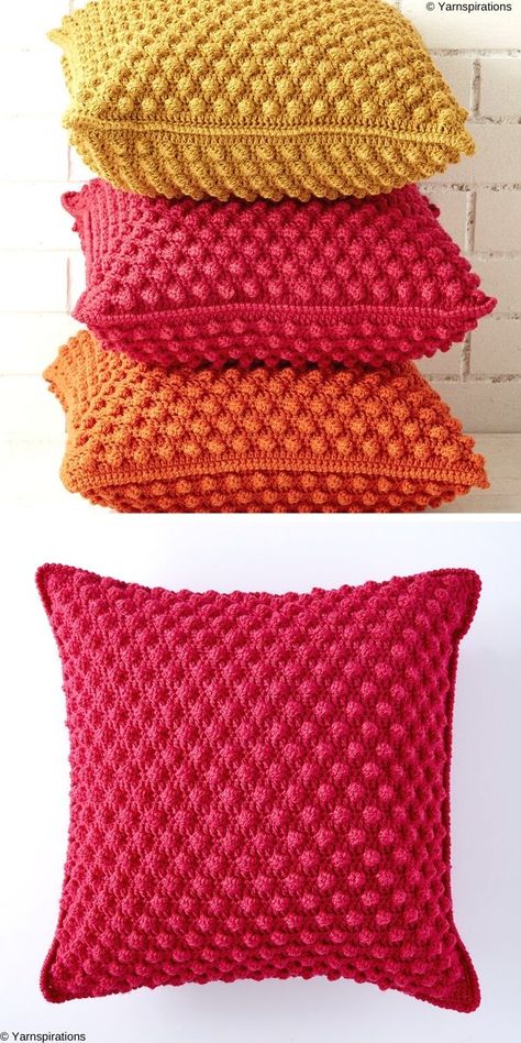 Crocheted Pillows, Taplak Meja Crochet, Crochet Pillow Patterns Free, Crochet Cushion Pattern, Cushion Cover Pattern, Pillow Patterns, Crochet Cushion, Crochet Pillow Cover, Crochet Cushion Cover