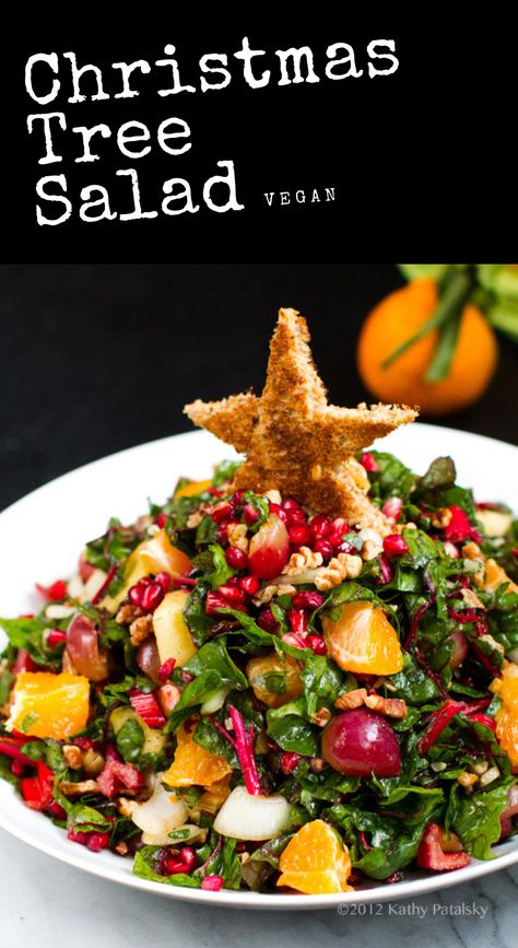 Christmas Tree Salad. Pomegranate. Pecans. Raw Chard. - HealthyHappyLife.com Salad Pomegranate, Healthy Christmas Recipes, Holiday Salads, Christmas Salads, Vegan Christmas Recipes, Food Christmas, Healthy Holiday Recipes, Vegan Holidays, Healthy Christmas