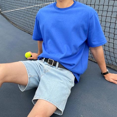 Blue Tshirt Outfit, Vday Outfit, Athleisure Men, Guys Clothing Styles, Tshirt Outfits, Blue Tshirt, Men Fashion Casual Outfits, Retro Outfits, Fashion Sense