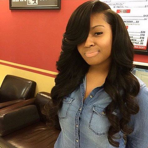 Side part with curls                                                                                                                                                                                 More Sew In Hairstyles, Hair Laid, Side Part, Sew In, Love Hair, Hair Dos, Gorgeous Hair, Weave Hairstyles, Pretty Hairstyles