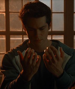 Dylan O'Brien as Stiles Stilinski  #TeenWolf #VOID Stiles #Nogitsune #Stiles Stilinski #mieczyslaw stilinski #SaveTeenWolf Void Stiles Gif, Dylan Obrian, Dylan Obrien, Nogitsune Stiles, Teen Wolf Dylan, Void Stiles, Teen Wolf Stiles, O Brian