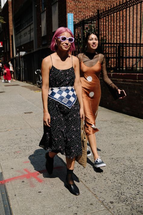 Ny Street Style 2022 Fall, Spring 23 Street Style, Eclectic Street Style Summer, 2024 Fashion Week, Bangkok Street Style, New York Fashion Week Street Style, The Best Street Style, Looks Street Style, Street Style Summer