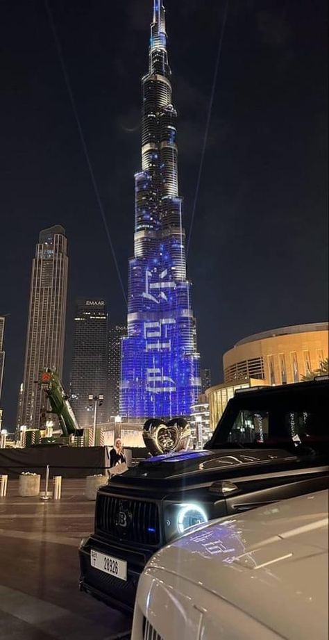 Dubai Cars, Dubai Aesthetic, Dubai Lifestyle, Dubai City, Night Scenery, Luxury Lifestyle Dreams, Dream Lifestyle, City Aesthetic, Burj Khalifa