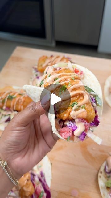 Fish Tacos Crispy, Toni Chapman, Baja Shrimp Tacos, Easy Fish Tacos, Baja Fish Tacos, Breakfast Burritos Recipe, Fried Fish Recipes, Friday Nights, Fish Fish