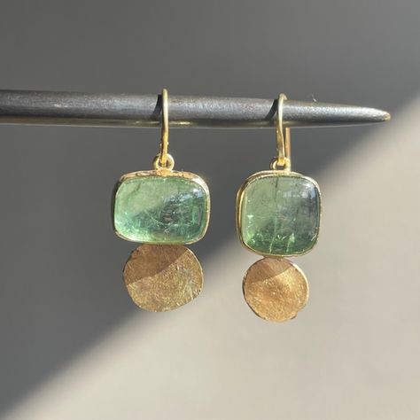 Judy Geib, Bezel Jewelry, Jewellery Design Sketches, Jewelry Hanger, Tourmaline Earrings, School Jewelry, Jewellery Sketches, Wedding Jewellery Collection, Golden Jewelry