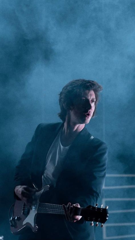 Alex Turner Shes Thunderstorms, Alex Turner Blue Aesthetic, Blue Arctic Monkeys, Alex Turner Wallpaper Laptop, Alex Turner Aesthetic, Arctic Monkeys Wallpaper, Blue Widget, Alex Arctic Monkeys, Monkey 2