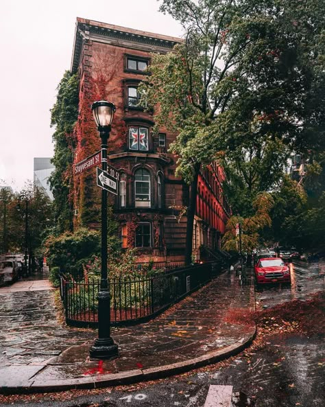 Destination Voyage, East Village, Brick Building, A Rainy Day, City Aesthetic, Pretty Places, Travel Aesthetic, Rainy Day, Places To See