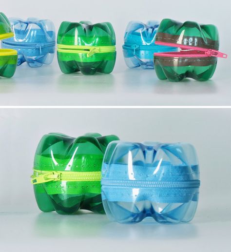 PET Bottle Purses | Community Post: 15 Creative Ways To Reuse Plastic Bottles Upcycle Plastic, Reuse Plastic Bottles, Plastic Bottle Flowers, Diy Plastic Bottle, Plastic Bottle Art, Pet Plastic Bottles, Astuces Diy, Ways To Recycle, Plastic Bottle Crafts