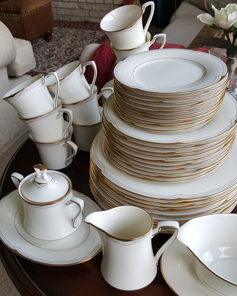 Fine China Set, Fine Dinnerware, White Dinnerware Set, Noritake China, China Set, Luxury Dinnerware, Art Gold, China Sets, China Patterns