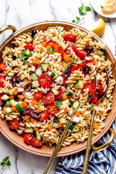 Greek Tortellini Salad, Homemade Greek Dressing, Greek Chicken Pasta, Olives Kalamata, Greek Pasta Salad, Orzo Pasta Salad, Lentil Pasta, Greek Salad Pasta, Greek Pasta