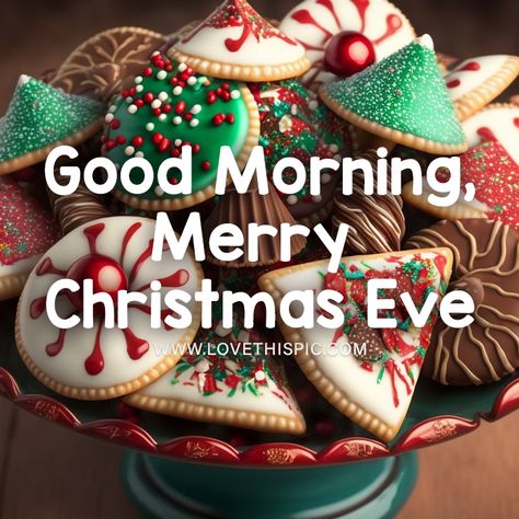 Christmas Eve Images, Christmas Eve Pictures, Merry Christmas Animation, Steaming Coffee, Christmas Thoughts, Good Morning Happy Saturday, Happy Christmas Eve, Merry Christmas Message, Coffee Gif