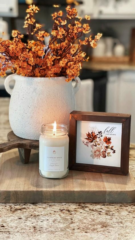 Fall Living Room, Cozy Fall Decor, Kitchen Island Decor, Fall Decor Inspiration, Fall Thanksgiving Decor, Autumn Decorating, Island Decor, Farmhouse Fall Decor, Fall Halloween Decor