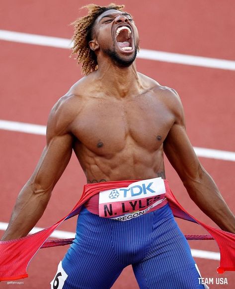 Dynamic Anatomy, Noah Lyles, Year Board, Male Athletes, Mo Farah, Track Runners, Male Anatomy, Wrestling Singlet, Paris Olympics