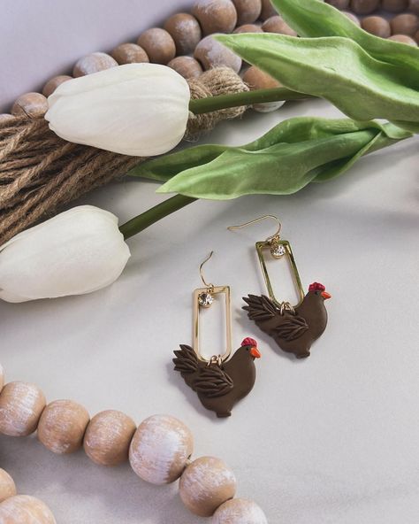 Chickens 🐔 ❤️ #chickens #chickenearrings #earrings #handmade #polymerclay Clay Chicken Earrings, Polymer Clay Chicken Earrings, Farmhouse Earrings, Clay Chicken, Chicken Earrings, Boot Earrings, Clay Stuff, Polymer Clay Creations, Clay Creations