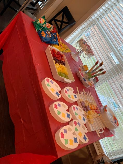 Art Party Food Ideas, Paint Party Food Ideas, Art Party Foods, Puff And Paint, Birthday Paint Party, 13th Birthday Ideas, Kids Painting Party, Food Set Up, Indoor Paint