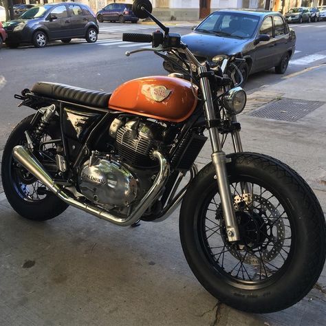 Royal Enfield Interceptor 650. Amor e morte . . . . . . #repost fro Royal Enfield Interceptor 650, Royal Enfield Interceptor, Arch Motorcycle, Interceptor 650, Royal Enfield Modified, Cafe Racer Moto, Modern Bike, Enfield Motorcycle, Clown Shoes