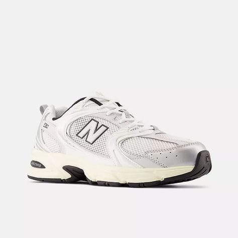 530, MR530TA Basket New Balance, Black New Balance, New Balance Kids, Scandi Fashion, Dad Shoes, Lace Sneakers, Running Fashion, Mens Lifestyle, Unisex Shoes