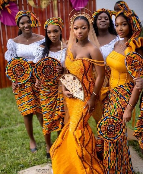 Zimbabwean Wedding Attire, Ivory Coast Traditional Dress, Traditional Ghanaian Wedding Dresses, Congolese Traditional Clothing, Ghanaian Wedding Dress, Ghanaian Traditional Wedding Dresses, Ghana Traditional Wedding Dresses, Ghana Dress Styles, Ghana Wedding Dress