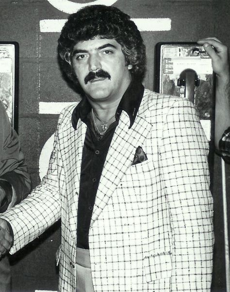 Frank Vincent Frank Vincent, Movie Stars, Men's Blazer, Women's Blazer, Tv Shows, Actors, Blazer