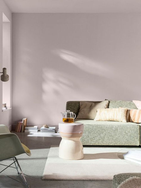 A visual guide featuring the Dulux Colour of the Year 2024, pink Sweet Embrace™, in a living room Light Pink Walls, Calm Color Palette, Choosing Paint Colours, Paint Companies, Style Deco, Interior Trend, Year 2024, Montpellier, Color Of The Year