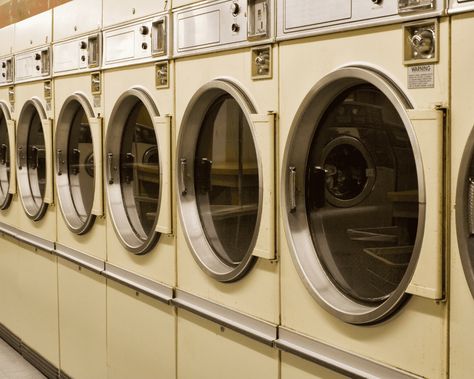 Laundromat Business, Laundry Business, Coin Laundry, Small Business Inspiration, Student Living, Services Business, Business Inspiration, Spending Money, Pros And Cons