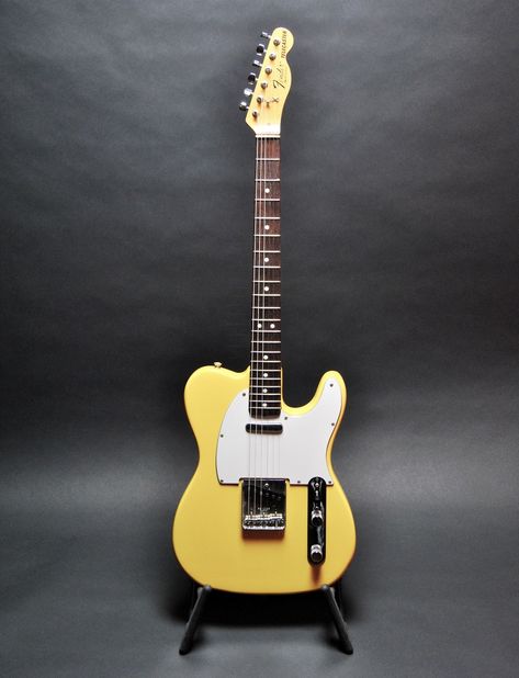 Fender Telecaster in Yellow Yellow Telecaster, Fender Tele, Guitar Inlay, Guitar Fender, Types Of Guitar, Bass Ukulele, Guitar Ideas, Telecaster Guitar, Cool Electric Guitars