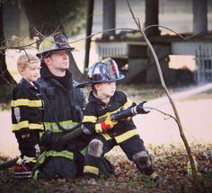 Son Picture, Fire Pics, Firefighter Tools, Firefighter Girlfriend, Firefighter Family, Firefighter Mom, Firefighter Paramedic, Firefighter Pictures, Firefighter Emt