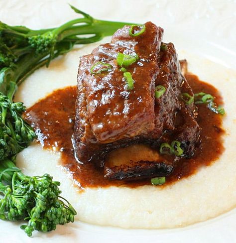 These Braised Beef Short Ribs with Cheesy Horseradish Grits are decadent and finished with a sweet and sour Porter Sauce. Divine. Grits Sweet, Braised Beef Short Ribs Recipe, Porter Beer, Braised Beef Short Ribs, How To Cook Grits, Colorado Food, Culinary Food, Beef Short Rib Recipes, Short Ribs Recipe