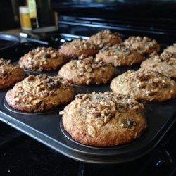 Muffins With Sour Cream, Leftover Sour Cream, High Protein Muffins, Sour Cream Muffins, Sour Cream Biscuits, Sour Cream Enchiladas, Yummy Noodles, Nut Muffins, Banana Oat Muffins