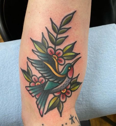 Humming Bird American Traditional Tattoo, Hummingbird Tattoo Traditional, American Traditional Hummingbird, American Traditional Hummingbird Tattoo, Meadowlark Tattoo, Bird Tattoo Traditional, Traditional Hummingbird Tattoo, Alabama Tattoos, Hummingbird Flower Tattoos