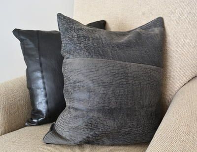 Recycled Leather Cushion Cover With No Zip Old Leather Jacket, Soda Can Art, Leather Cushions, Pillow Projects, Pillow Crafts, Leather Diy Crafts, Tshirt Pillow, Diy Upcycle, Leather Pillow