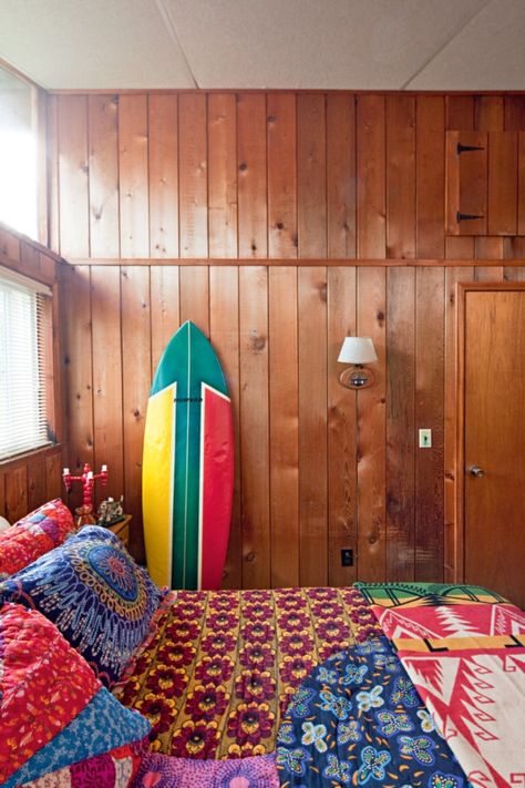 House tour: a surfer’s cottage in The Hamptons – Vogue Australia Surf Interior, Eclectic Bedding, Surf Bedroom, Interior Design Bohemian, Cabin Aesthetic, Cabin Inspiration, Caravan Interior, Surf House, Surf Shack