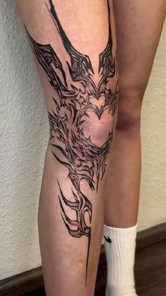 Sharpie Tattoos, Wicked Tattoos, Muster Tattoos, Leg Tattoos Women, Stylist Tattoos, Tattoo Style Drawings, Knee Tattoo, Black Ink Tattoos, Elegant Tattoos